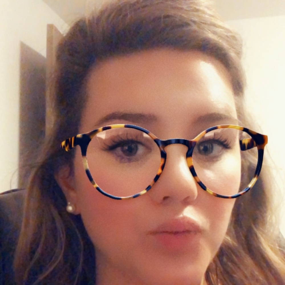 Meet your Posher, Marci